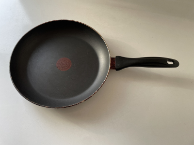 Pánev - průměr 28 cm