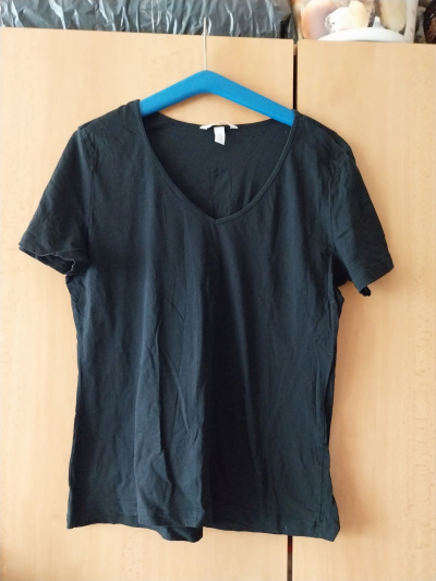 Dámské tričko velikost L