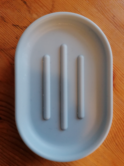 Světle modrá plastová mydlenka