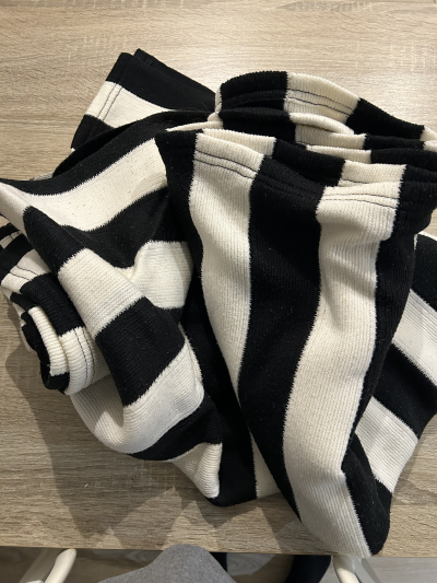 Dvě pruhované velké deky