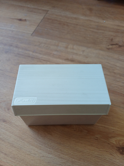 Abecedni, telefonní / PIN register