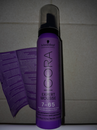 Semipermanentni pěnová barva na vlasy