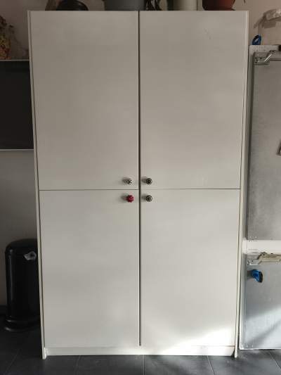 Starší kuchyňská skříň IKEA