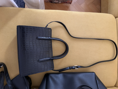 Kabelky různé velikosti