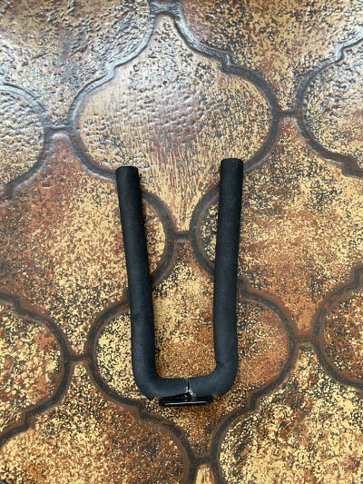 Držák na kytaru do stěny