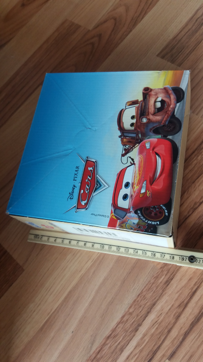 KRABIČKA CARS AUTA 19 X 18 X 9CM