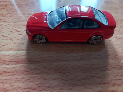 Autíčko červené kovové