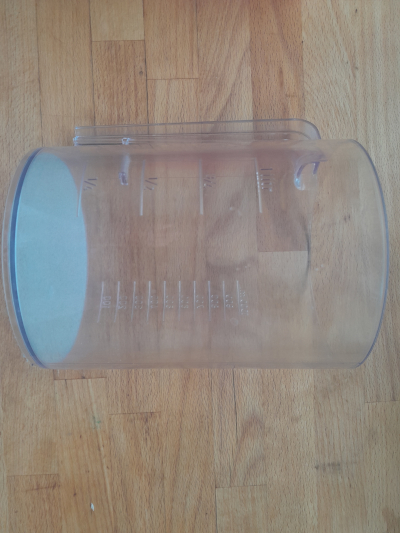 Nádoba k ručnímu šlehači