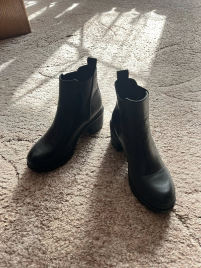 Černé boty na platformě vel 37 zn Jenny Fairy