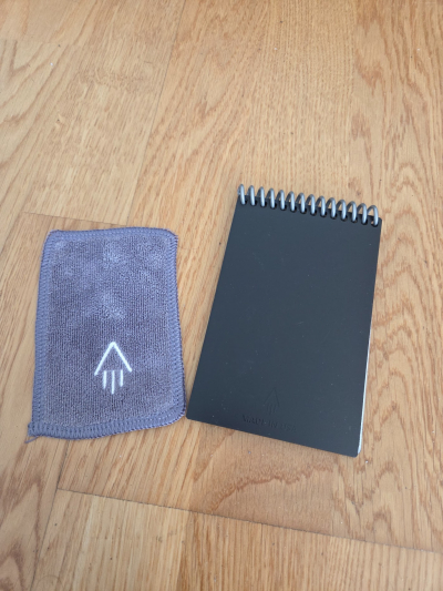 Znovupoužitelný "chytrý" zápisník Rocketbook Everlast - MINI