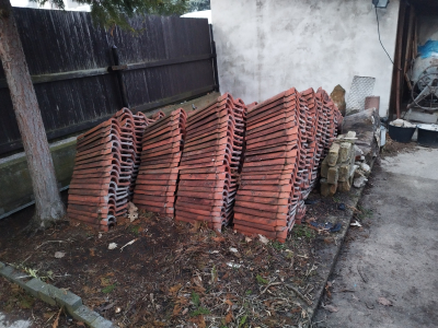 Starší střešní tašky