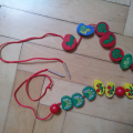 větší dřevěné korálky na navlékání