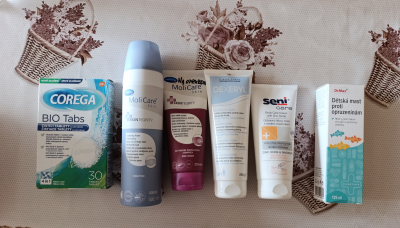 Krémy, čisticí pěna, tablety Corega