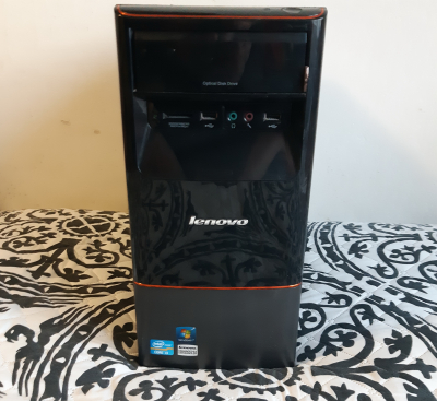 nekompletní PC Lenovo