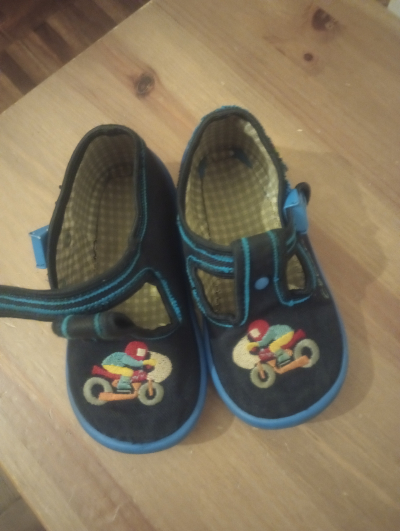 Klučičí bačkůrky 23