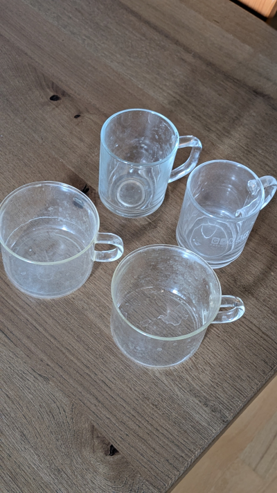 Skleněné hrníčky