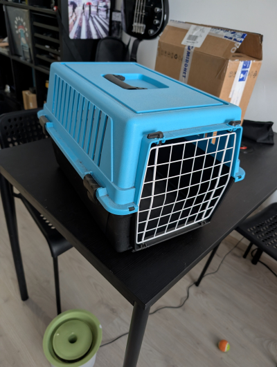 Přepravka cca 30x30x50