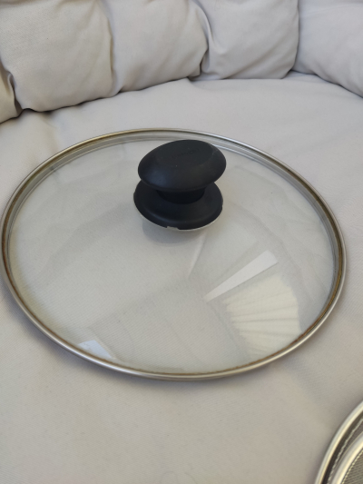 Skleněná poklice 24 cm