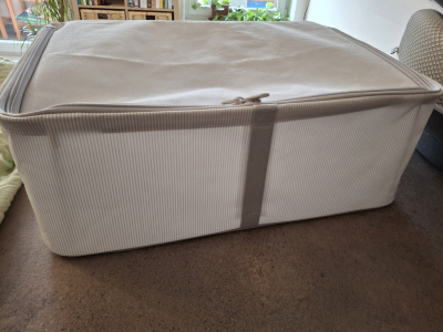 2 ks uzaviratelné text.boxy z Ikei