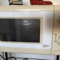 Mikrovlnná trouba Sharp - funkční