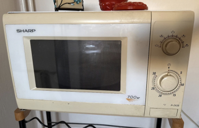 Mikrovlnná trouba Sharp - funkční