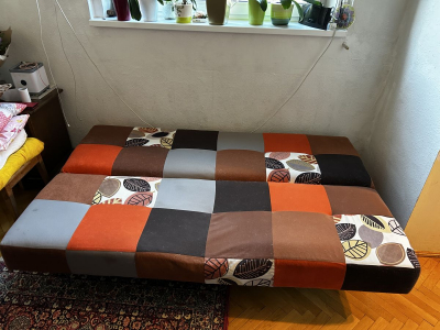 Rozkládací gauč za odvoz