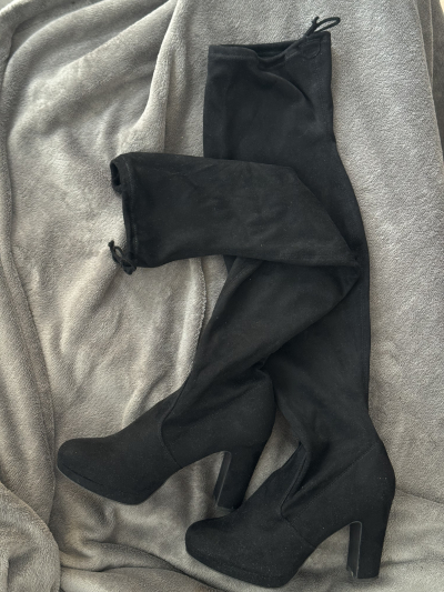 Kozačky na podpatku 38