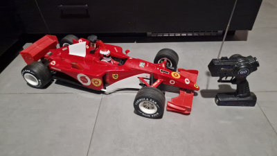 RC model Formule 1, měřítko 1:6, plně funkční