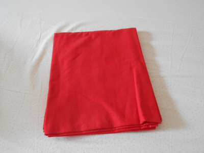 Červené prostěradlo