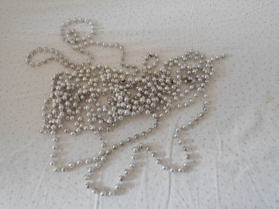 Řetěz stříbrný na stromeček