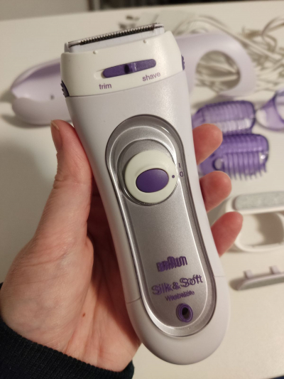 Holicí strojek BRAUN dámský