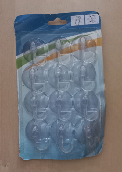 12 ks přísavek s háčky