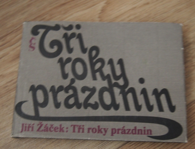 kniha Tři roky prázdnin