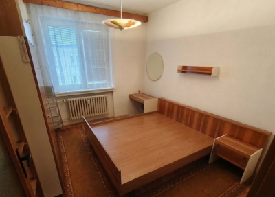 Manželská postel + stolečky