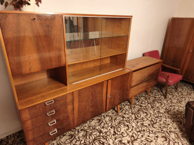 Retro sestava (skříně a komoda)