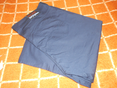 Černé 3/4  kalhoty 2 vel. 40 nové