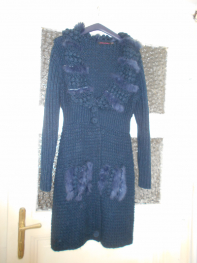 Tmavě modrý kardigan 2