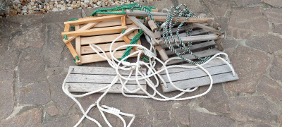 Houpačky pro 2 děti