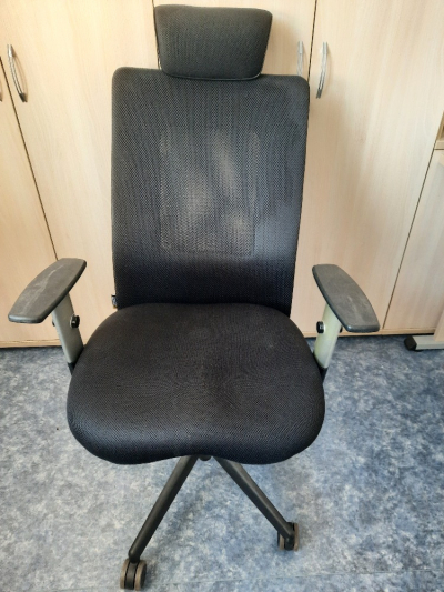 kancelářské křeslo