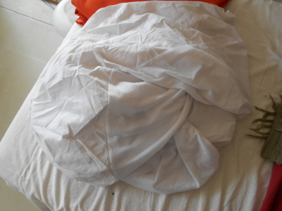 Velké bílé natahovací prostěradlo