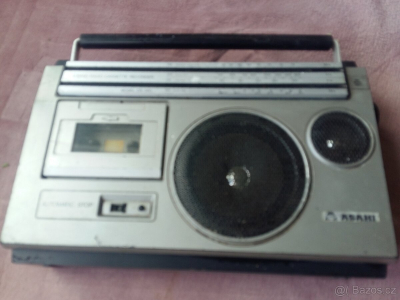 Rádio s kazetou mono Asahi