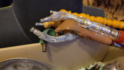 Jedna kompletní a pár nekompletních vodáren