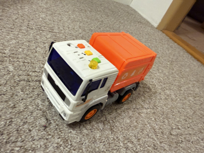 Popelář na setrvačník