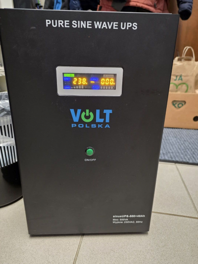 Záložní zdroj 500 VA pure sine