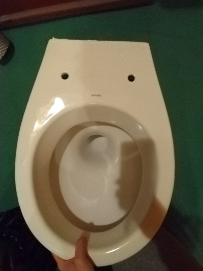 Závesná toaletná misa