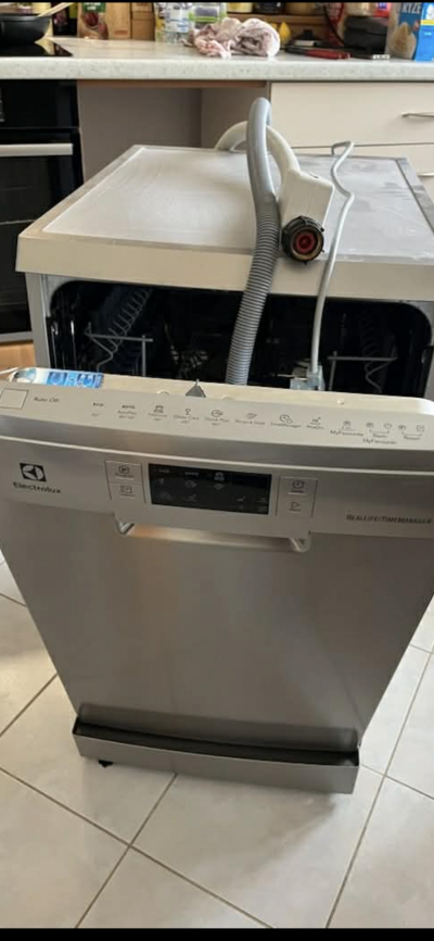 Daruji myčku na nádobí