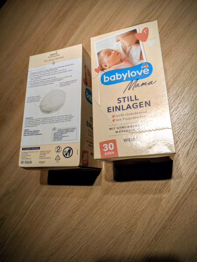 Daruji nové a nerozbalené vložky do podprsenky