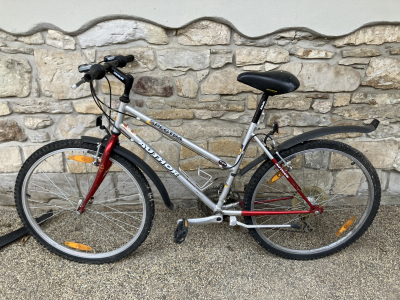 Dámské / holčičí jízdní kolo