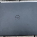 Laptop na rozebrání