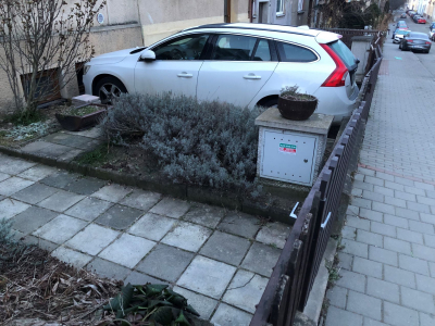 Betonová skříň DROKOS PEMN – extra malá nízká